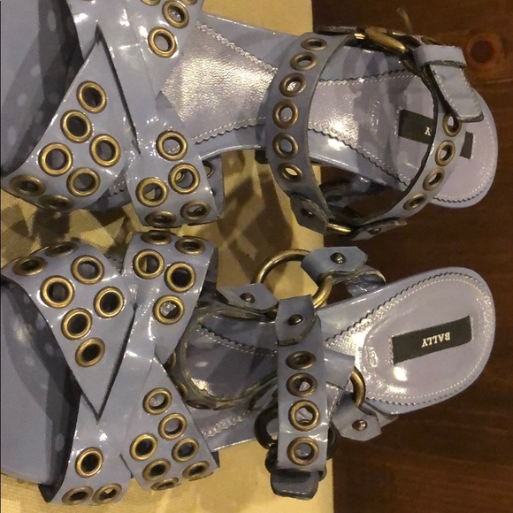 Authentic BALLY Periwinkle grommet sandals - Picture 4 of 4